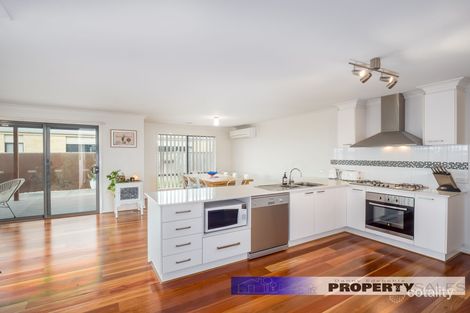Property photo of 2 Robin Close Newborough VIC 3825
