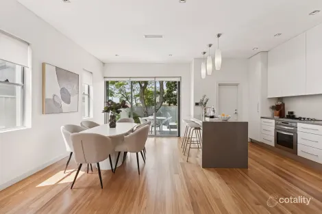 Property photo of 12 Junee Crescent Kingsgrove NSW 2208