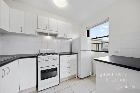 Property photo of 22/35 Fitzroy Street Kirribilli NSW 2061