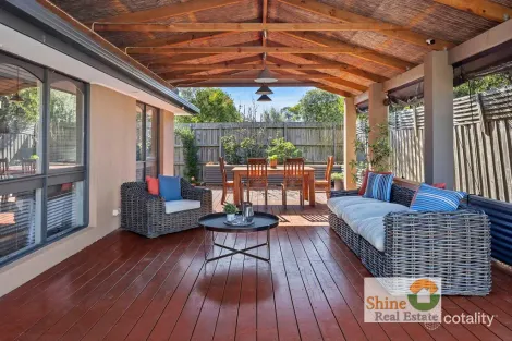 Property photo of 2/11 Ferguson Court Ferntree Gully VIC 3156