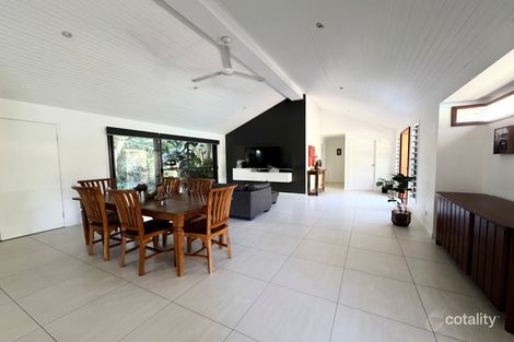 Property photo of 28 Boxsell Rise Sunrise Beach QLD 4567