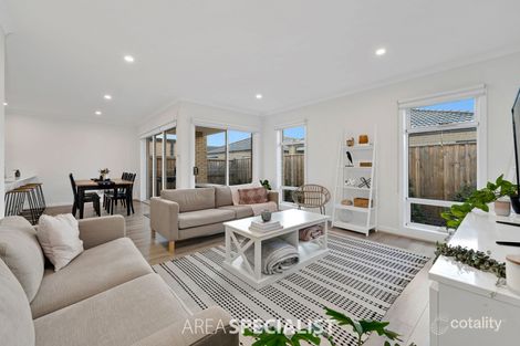 Property photo of 4 Hendrix Street Cranbourne East VIC 3977