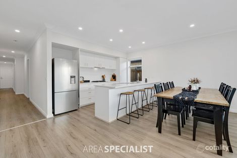 Property photo of 4 Hendrix Street Cranbourne East VIC 3977
