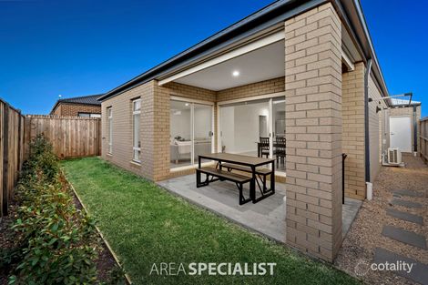 Property photo of 4 Hendrix Street Cranbourne East VIC 3977