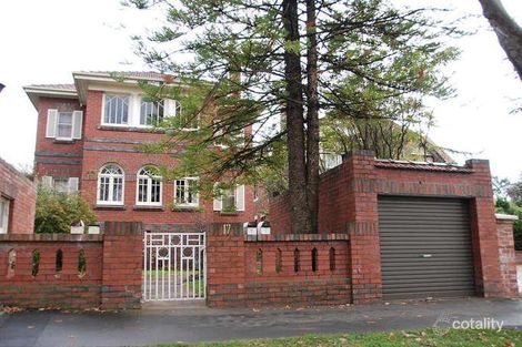 17 Fitzroy Pl, Sandy Bay, TAS 7005
