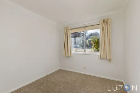 Property photo of 5 Spence Place Hughes ACT 2605