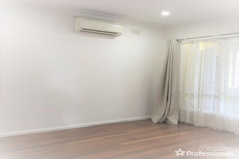 Property photo of 65 Dumfries Street Deer Park VIC 3023