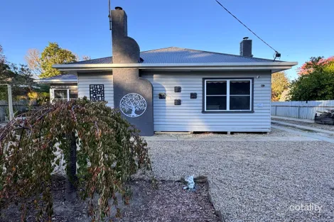 94 Kirkland Ave, Euroa, VIC 3666