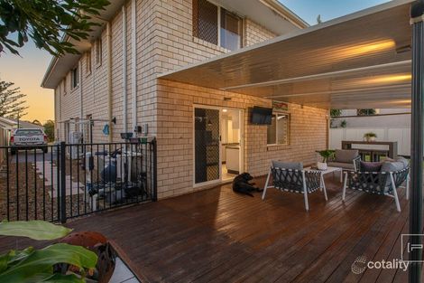 Property photo of 12 Holland Place Carindale QLD 4152