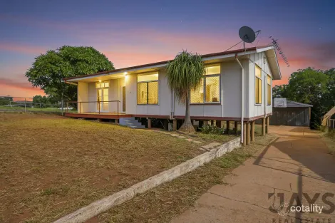 2 Moresby St, Soldiers Hill, QLD 4825