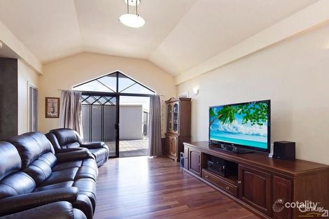 Property photo of 23 Falcon Drive Parafield Gardens SA 5107