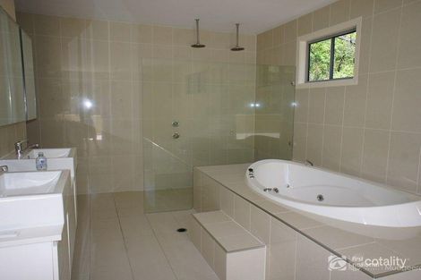 Property photo of 2 Hannah Court Worongary QLD 4213