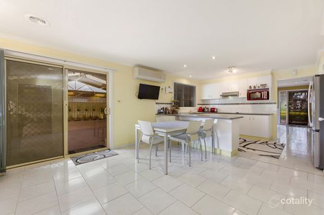 Property photo of 19 Millstream Circuit Cairnlea VIC 3023