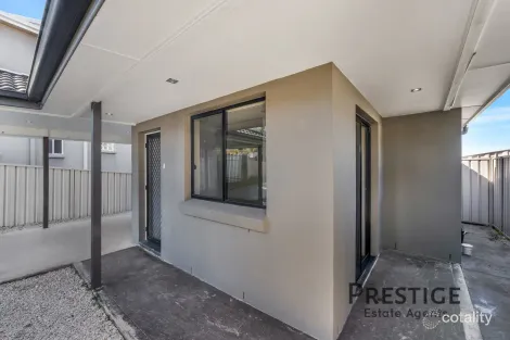 Property photo of 6 Bossley Road Bossley Park NSW 2176