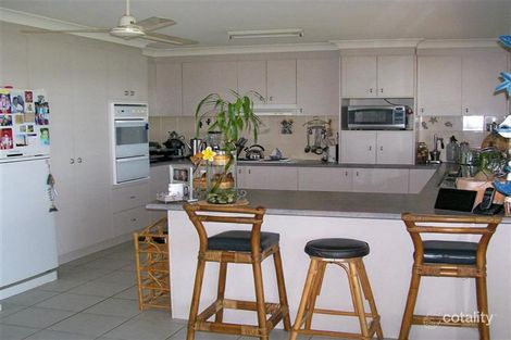 Property photo of 17 Gumnut Road Yamba NSW 2464