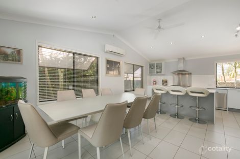 Property photo of 11 Green Place Durack QLD 4077