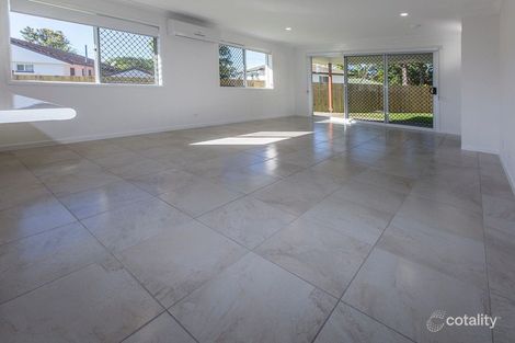 Property photo of 1/8 Roe Street Leichhardt QLD 4305