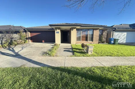 3 Fazeley Cl, Clyde North, VIC 3978