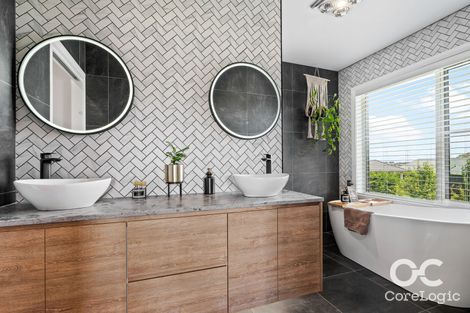 Property photo of 4 Carpenter Close Orange NSW 2800