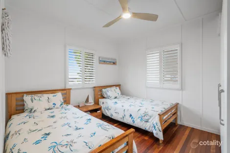 Property photo of 21 Lauriston Street Eastern Heights QLD 4305