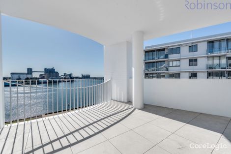 Property photo of 407/21 Honeysuckle Drive Newcastle NSW 2300