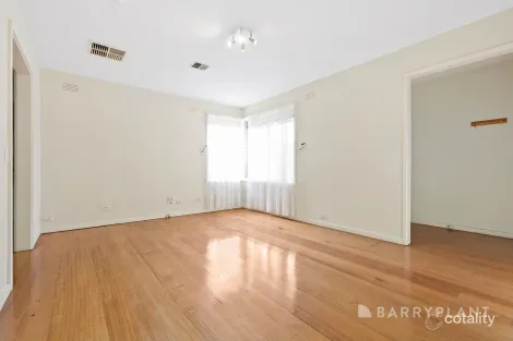 Property photo of 15 Valley Fair Drive Narre Warren VIC 3805