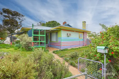 Property photo of 2 Loddon Avenue Red Cliffs VIC 3496