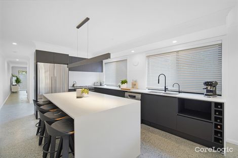 Property photo of 2/33 Stevens Street Southport QLD 4215