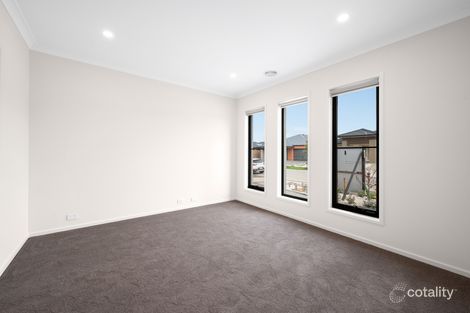 Property photo of 41 Koba Way Officer VIC 3809