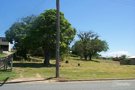 5 Side St W, West Gladstone, QLD 4680