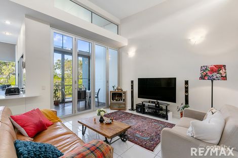 Property photo of 55/230 Pulgul Street Urangan QLD 4655