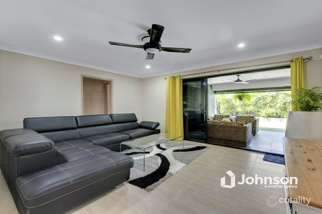 Property photo of 6 Miskin Way Deebing Heights QLD 4306