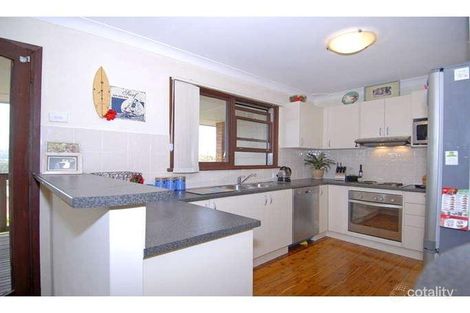 Property photo of 44 Narrabeen Park Parade Warriewood NSW 2102