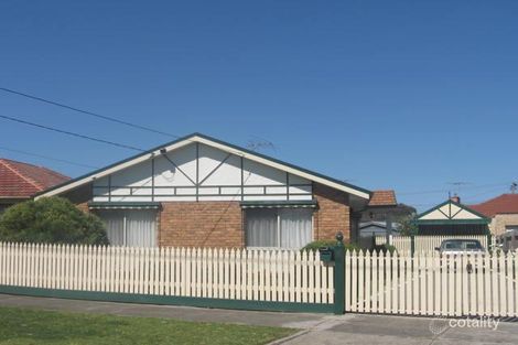 5 Club Ave, Kingsbury, VIC 3083