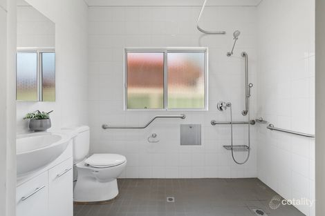 9 Belmont Rd, Glenfield, NSW 2167