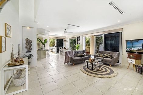 Property photo of 25/145 Palm Meadows Drive Carrara QLD 4211