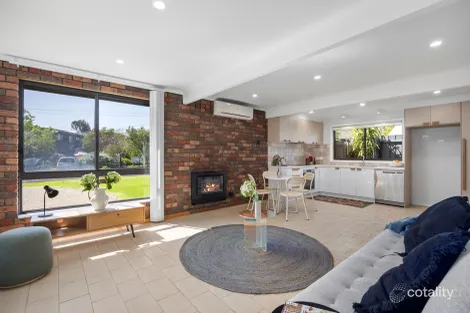 Property photo of 8 Hilary Avenue McCrae VIC 3938