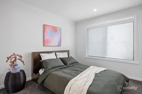 Property photo of 8 Hilary Avenue McCrae VIC 3938