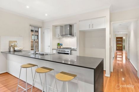 Property photo of 11 Rottness Drive Armstrong Creek VIC 3217