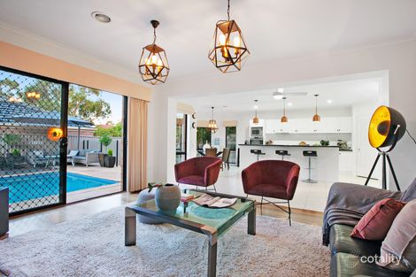 Property photo of 34 Snake Gully Drive Bundoora VIC 3083