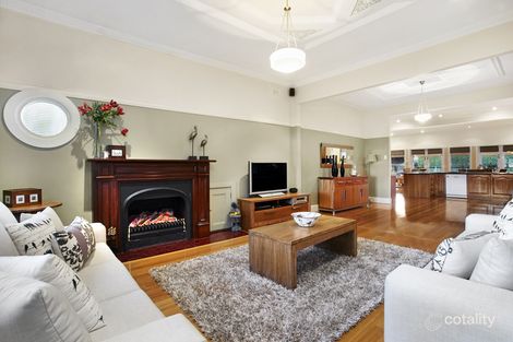 Property photo of 69 Carnarvon Road Strathmore VIC 3041