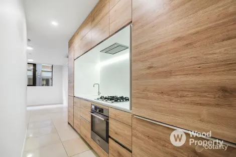 Property photo of 708/12 Queens Road Melbourne VIC 3004