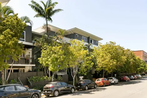 Property photo of 39/46 Chermside Street Teneriffe QLD 4005