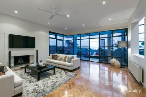 Property photo of 61 Beach Road Hampton VIC 3188
