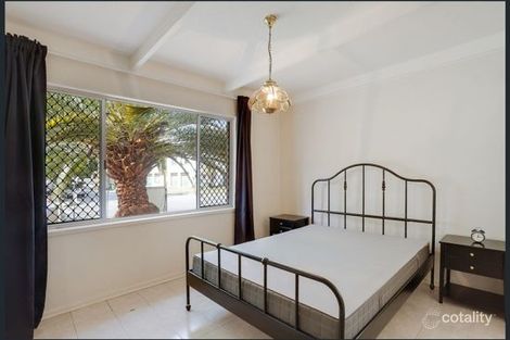 Property photo of 241 Stanhill Drive Surfers Paradise QLD 4217
