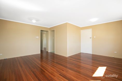 Property photo of 32 Flinders Drive Leichhardt QLD 4305