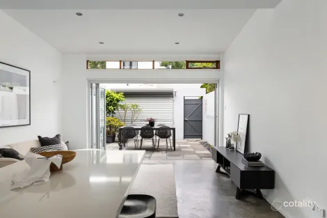 Property photo of 36 Dibbs Street Alexandria NSW 2015