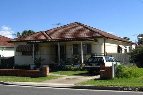 10 Greenwood Ave, Bankstown, NSW 2200