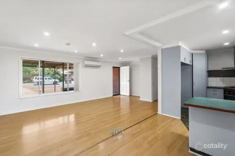 Property photo of 6 Andover Way Bulgarra WA 6714
