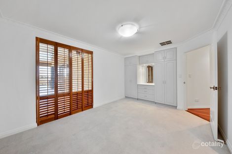 12 Nyari Ct, Halls Head, WA 6210